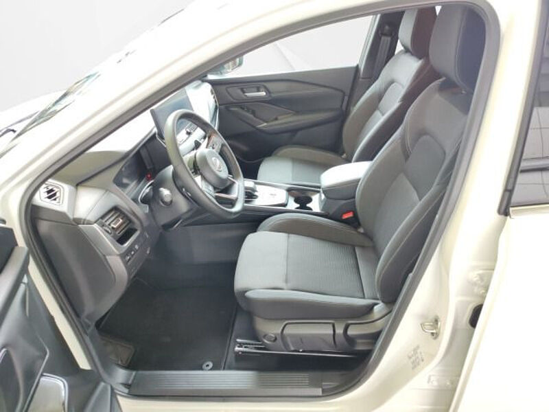 Nissan Qashqai N-Connecta Winterpacket Navi Klima