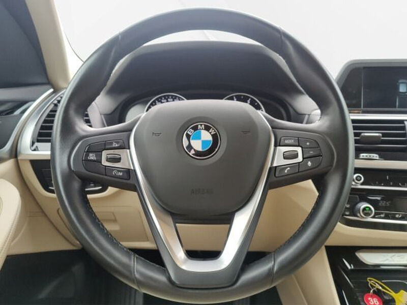 BMW X3 xDrive20d Advantage Leder Navi Klima