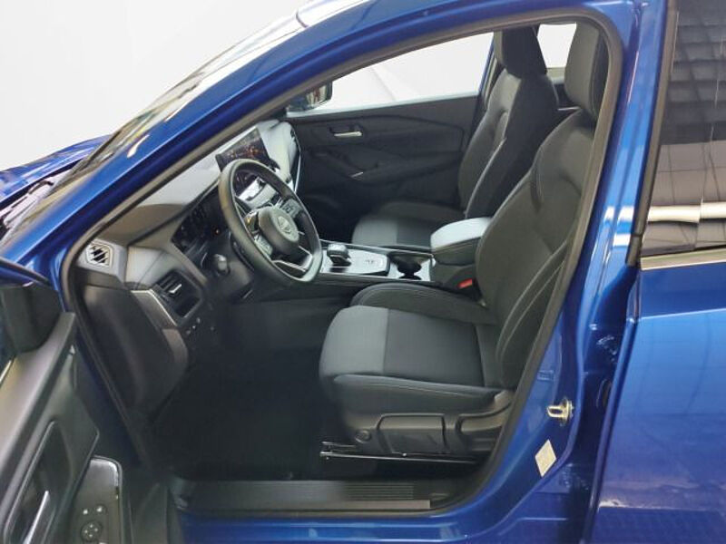 Nissan Qashqai N-Connecta Automatic Lenkradheizung Navi